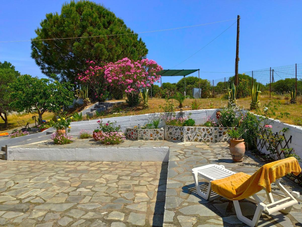 Vanna'S Holiday House Ierissos Exterior photo