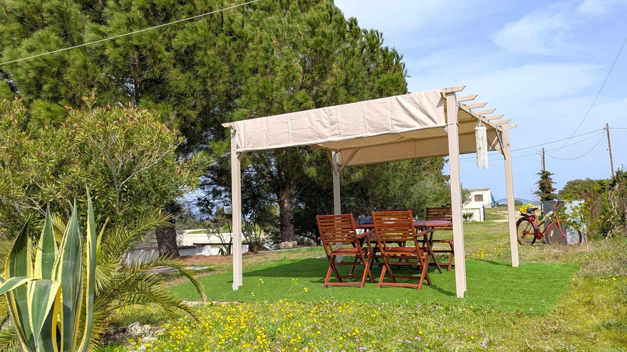 Vanna'S Holiday House Ierissos Exterior photo